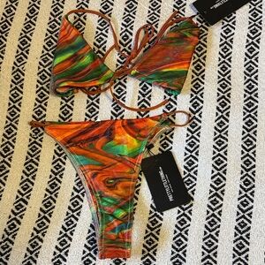 PrettyLittleThing Multicolor Swirl Bikini